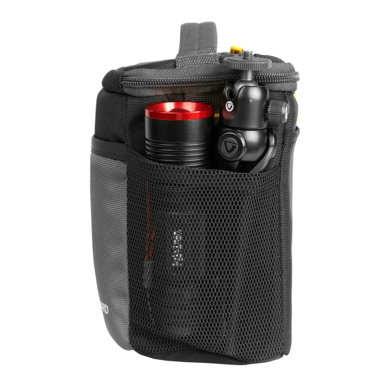 Vanguard Veo BIB T18 camera inner pocket in each backpack Vanguard Veo BIB T18 camera inner pocket in each backpack