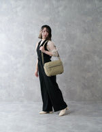 Vanguard VEO Metro 7-Liter Camera and Everyday Shoulder Bag - Beige